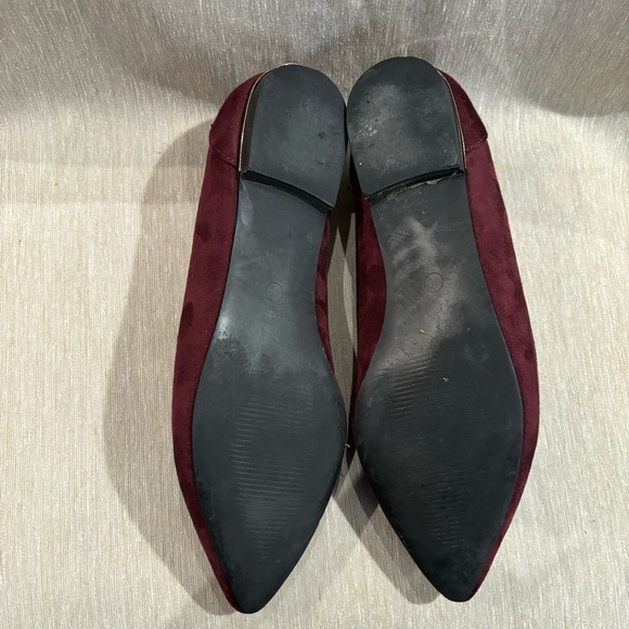 STEVE MADDEN Sz 40 Vegan Leather Slip On Pointy Toe Cap Elegant Ballet Flats - Picture 9 of 9